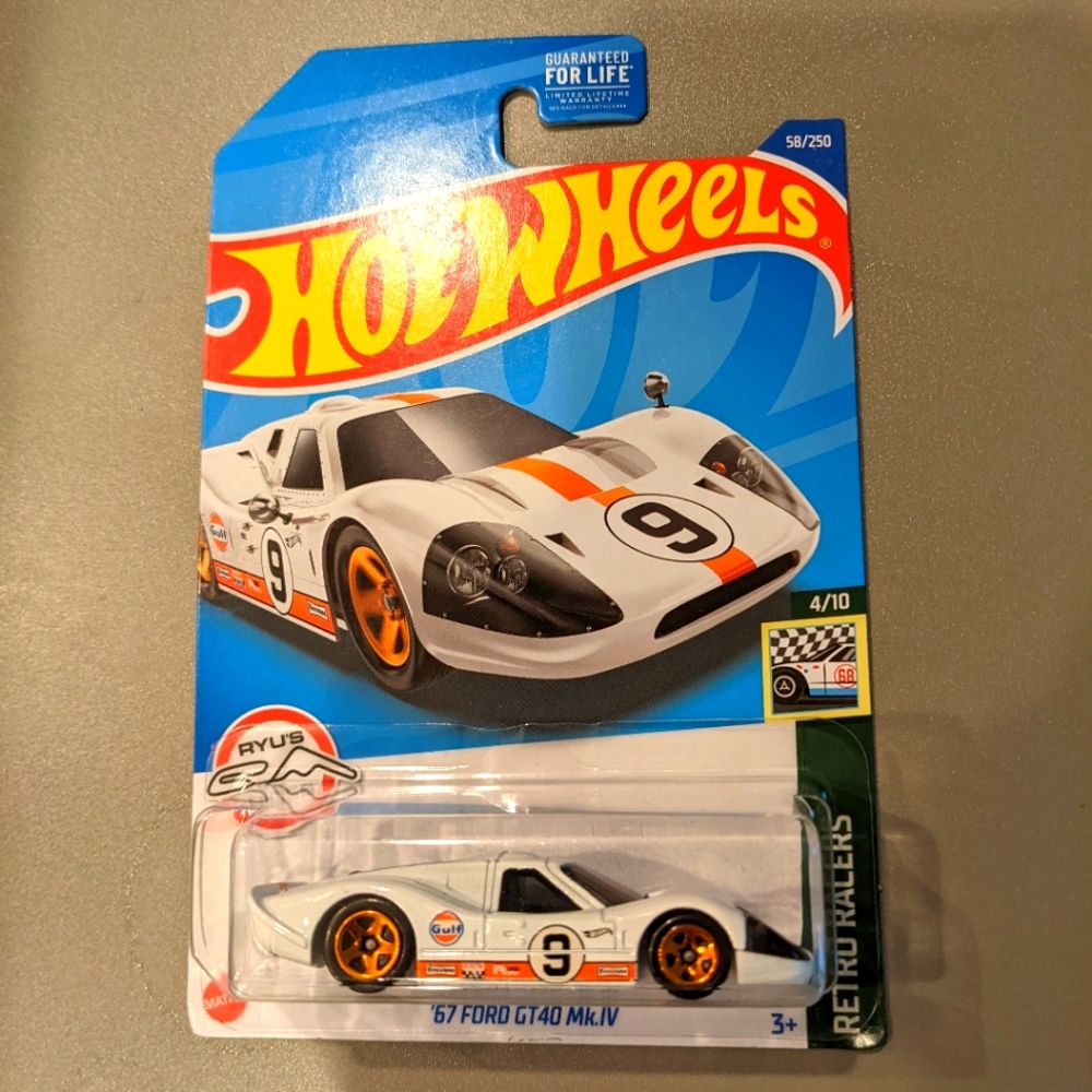 Hot Wheels 67 Ford GT Mk.IV